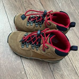 Boys Columbia Winter Boots